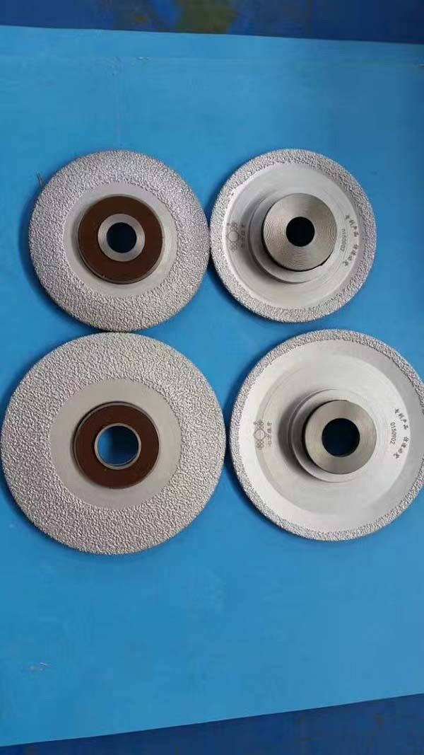 釬焊金剛石車加工斜面減震磨盤